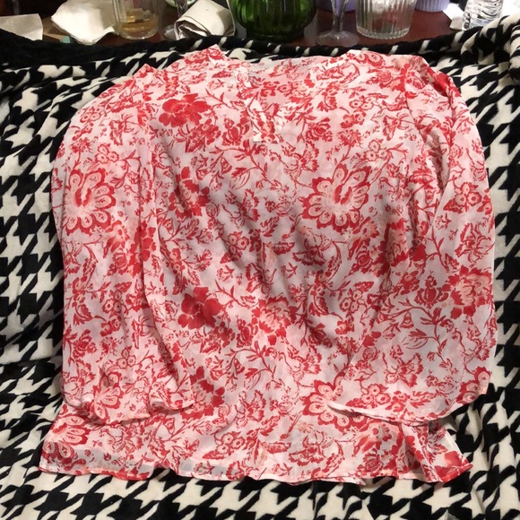 Susan Graver Ladies 2-pc. Top-NWOT - Picture 9 of 14